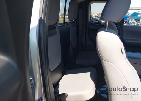 2022 Toyota Tacoma Access Cab/Sr/Sr5 z USA, uszkodzony, nr VIN 3TYRX5GN3NT056931